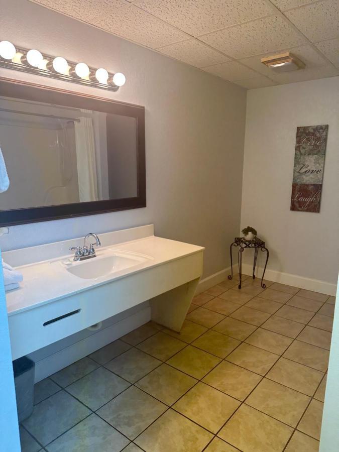 פיג'ן פורג' River Place Condos #409 1Bd, 2Bath מראה חיצוני תמונה