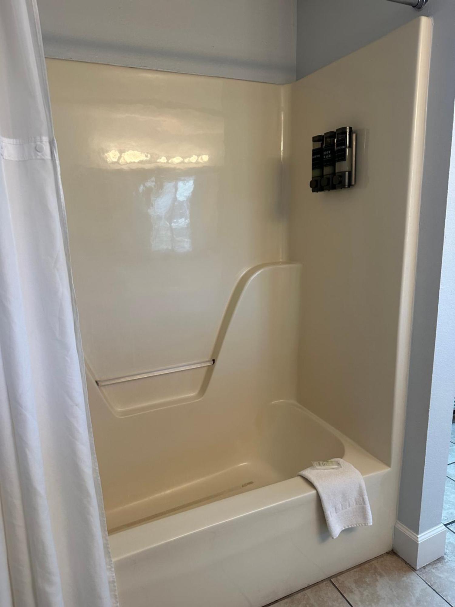 פיג'ן פורג' River Place Condos #409 1Bd, 2Bath מראה חיצוני תמונה